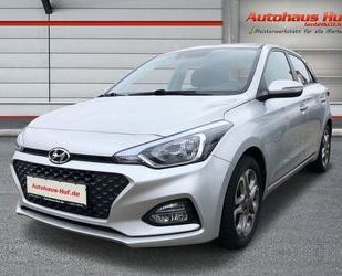 Hyundai Hyundai i20 Trend 1.2 *SITZHEIZUNG*1. HAND* Gebrauchtwagen