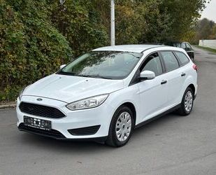 Ford Ford Focus Turnier-1.6- Ambiente-Euro6-Klima Gebrauchtwagen