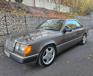 Mercedes-Benz Mercedes-Benz W 124 CE 300 Oldtimer Sammlerzustand Oldtimer