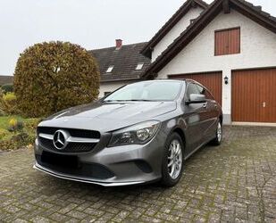 Mercedes-Benz Mercedes-Benz CLA 180 Shooting Brake CLA 180 d Sho Gebrauchtwagen