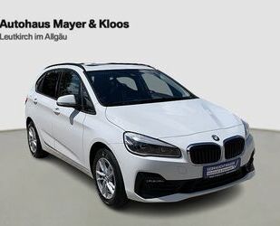 BMW BMW 220i Sport Line Panorama Dach Rückfahrkamera Gebrauchtwagen