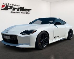 Nissan Nissan Z-Performance Coupe 3.0T V6 MT CTD Germany Gebrauchtwagen