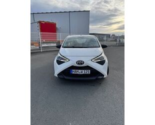 Toyota Toyota Aygo (X) 1,0-l-VVT-i x x Gebrauchtwagen