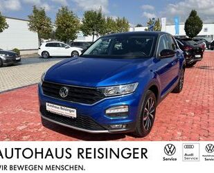 VW Volkswagen T-Roc 1.5 TSI ACT Style (Navi,AHK,APP,P Gebrauchtwagen