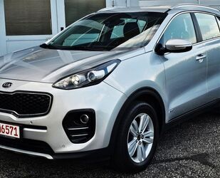 Kia Kia Sportage Vision 4WD LED AHK RFK FSA SHZ /TÜV N Gebrauchtwagen