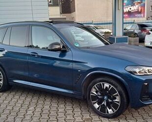 BMW iX3 Gebrauchtwagen