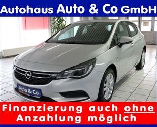 Opel Opel Astra 1.6 CTDI Limousine Edition 1.Hand Navig Gebrauchtwagen