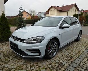 VW Volkswagen Golf 1.5 TSI 150 Ps R line Navi Sitzhe Gebrauchtwagen