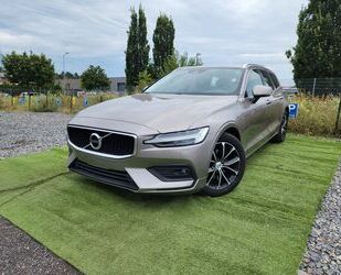 Volvo Volvo V60 B4 D Geartronic Momentum Gebrauchtwagen