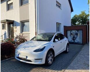 Tesla Tesla Model Y Long Range Dual Motor KOMFORT-Fahrwe Gebrauchtwagen