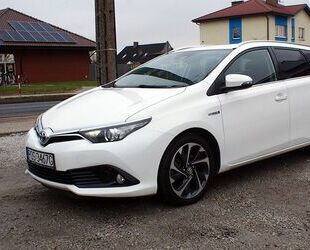 Toyota Toyota Auris Touring 1.8 VVT-i Hybrid Automatik Gebrauchtwagen