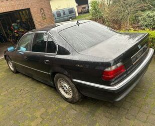 BMW BMW 730d A -1. Hand, voll funktionstüchtig Gebrauchtwagen