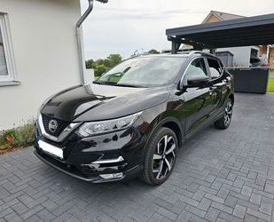 Nissan Nissan Qashqai 1.3 DIG-T 160PS Tekna|1. Hand|Pano| Gebrauchtwagen