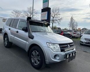 Mitsubishi Mitsubishi Pajero 3.2 V6 DI-D Plus 4x4/Klima/Ahk/C Gebrauchtwagen