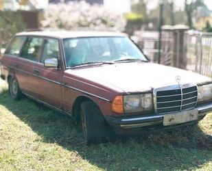 Mercedes-Benz Mercedes-Benz W123 230 TE EINZELSTÜCK TOP AUSSTATT Gebrauchtwagen