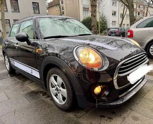 Mini MINI Mini One D Blackyard Navi Klima Pdc Scheckhef Gebrauchtwagen