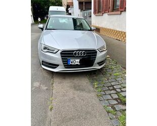 Audi Audi A3 1.4 TFSI Attraction Attraction Gebrauchtwagen