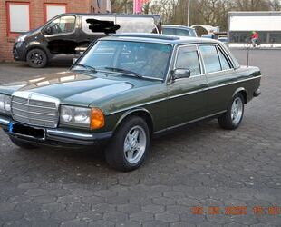 Mercedes-Benz 230 Gebrauchtwagen