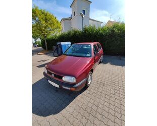 VW Volkswagen Golf 1.8 GL Oldtimer rostfrei! Oldtimer