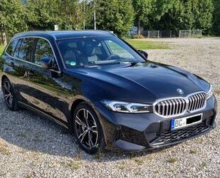 BMW BMW 330d Touring M-Sport - LCI -Pano - 8fach - HuD Gebrauchtwagen