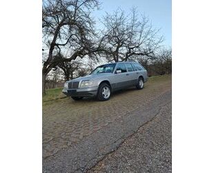 Mercedes-Benz Mercedes-Benz E 220 Kombi Daimler Youngtimer W124 Gebrauchtwagen