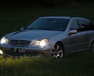 Mercedes-Benz Mercedes-Benz C 180 K T Modell *Bi-Xenon*Navi*Spor Gebrauchtwagen