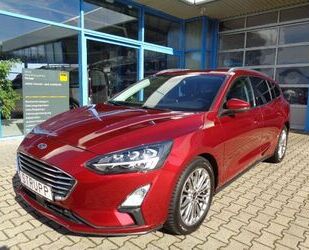 Ford Ford Focus 1,5li Titanium LED/Navi/DAB/Winterpaket Gebrauchtwagen