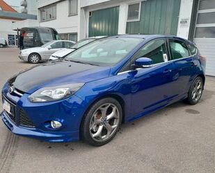 Ford Ford Focus Lim. Titanium Gebrauchtwagen