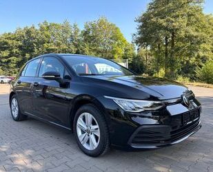 VW Volkswagen Golf VIII Lim.Life 1,5 TSI Navi Sitzhz Gebrauchtwagen