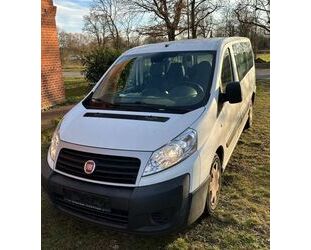 Fiat Fiat Scudo Panorama L2H1 9 Sitzer 1.Hand mit TÜV Gebrauchtwagen