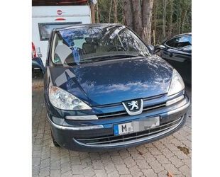 Peugeot Peugeot 807 Family HDi FAP 135 Family Gebrauchtwagen