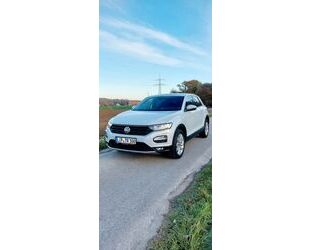 VW Volkswagen Rückfahrkamera,beh.Lenkrad, Sitzheizung Gebrauchtwagen