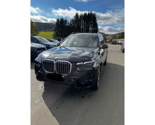 BMW BMW X7 xDrive40d*Prod.2024*M-SPORT*SKY LOUNGE*21ZO Gebrauchtwagen