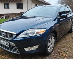 Ford Ford Mondeo 2,2TDCi Titanium Turnier Navi Standhei Gebrauchtwagen