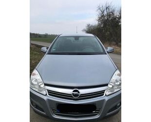 Opel Opel Astra 1.4 Edition, TÜV NEU, 8-fach bereift Gebrauchtwagen