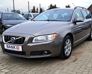 Volvo Volvo V70 Kombi Momentum/Shz/Leder/Automatik/AHK/N Gebrauchtwagen