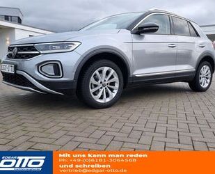 VW Volkswagen T-Roc Style DSG/ACC/AHK/NAV/ALU Gebrauchtwagen