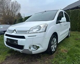 Citroen Citroën Berlingo Kombi Selection/KLIMAA/PANO/SITZH Gebrauchtwagen