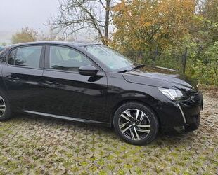 Peugeot Peugeot 208 PureTech 100 Allure Gebrauchtwagen