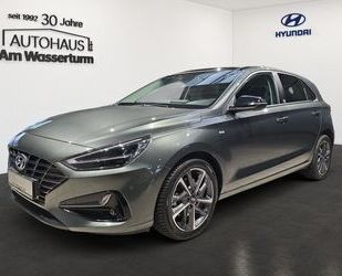 Hyundai Hyundai i30 1.5 T-GDI Edition 30+ 7-DCT Pano NAVI Gebrauchtwagen