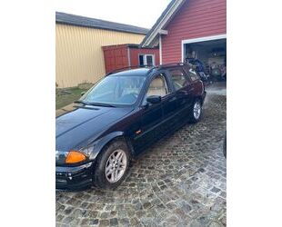 BMW BMW 318i Touring , Leder, Klima, Xenon etc. Gebrauchtwagen