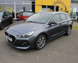 Hyundai Hyundai i30 cw YES! Kamera,Navi,AHK,Winter-Paket Gebrauchtwagen