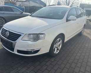 VW Volkswagen Passat Variant 2.0 TDI DPF BlueMot. Com Gebrauchtwagen