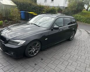 BMW BMW 330d xDrive Touring - Gebrauchtwagen