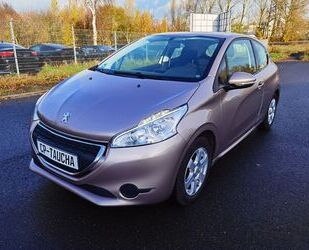 Peugeot Peugeot 208 Active, KLIMA, 1.HAND, TÜV 09/2025 Gebrauchtwagen