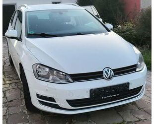 VW Volkswagen Golf 1.6 TDI 4MOTION BMT LOUNGE Variant Gebrauchtwagen