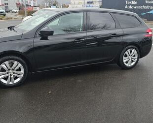 Peugeot Peugeot 308 SW Active BlueHDi 150 STOP & START Act Gebrauchtwagen