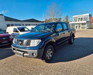 Nissan Nissan Navara Pickup Double Cab XE 4X4 2,5 DCI/AHK Gebrauchtwagen