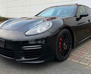 Porsche Porsche Panamera GTS/