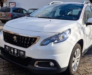 Peugeot Peugeot 2008 Active-1.Hand-AHK Gebrauchtwagen